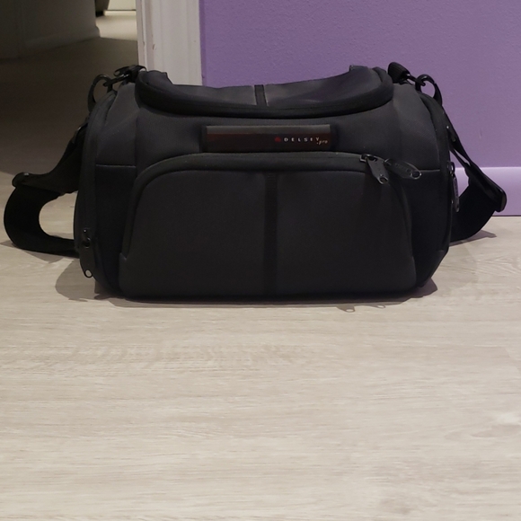 delsey camera bag